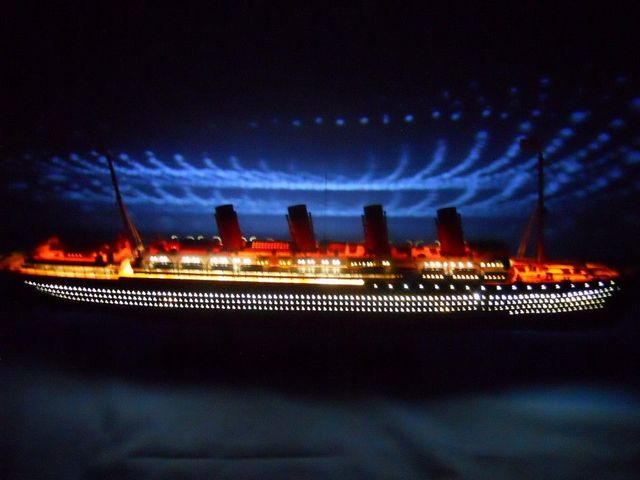 RMS Lusitania Limited Model Cruise Ship 40 w- LED Lights