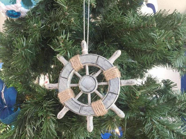 Rustic Decorative Ship Wheel With Seashell Christmas Tree Ornament  6