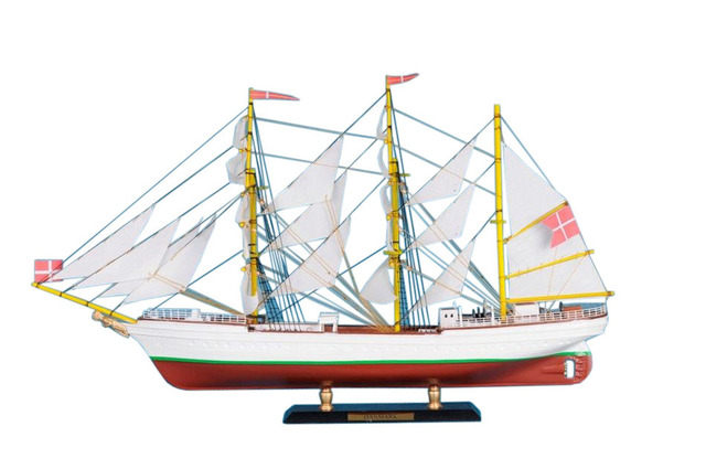Danmark Limited Tall Model Ship 21