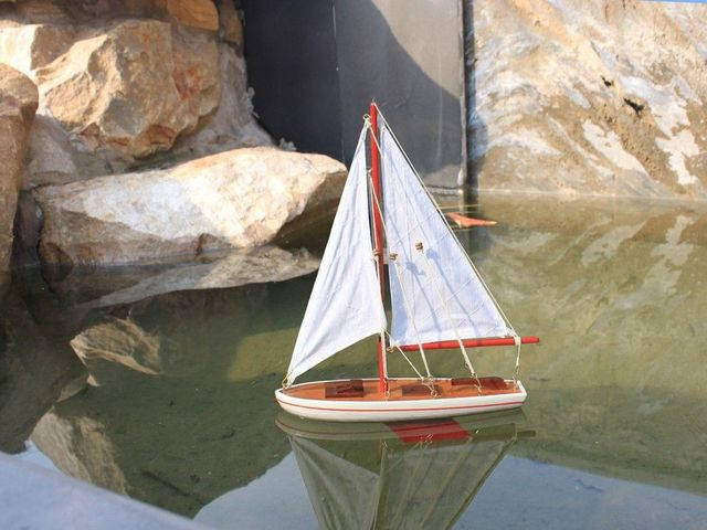 Wooden It Floats 21 - Red Floating Sailboat Model