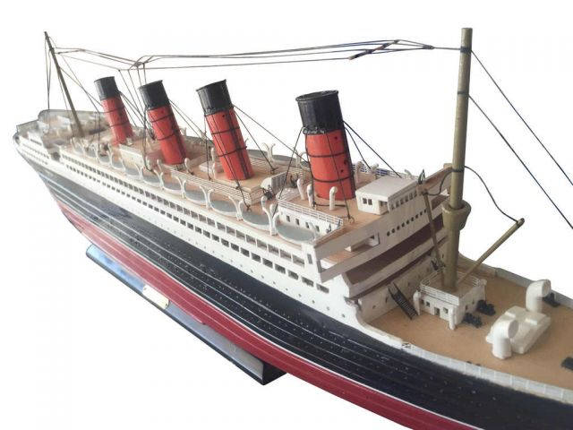 RMS Mauretania Limited Model Cruise Ship 30
