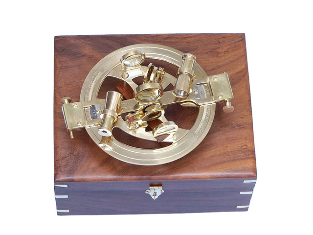 Round Sextant with Rosewood Box 8