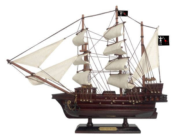 Wooden Blackbeards Queen Annes Revenge White Sails Pirate Ship Model 15