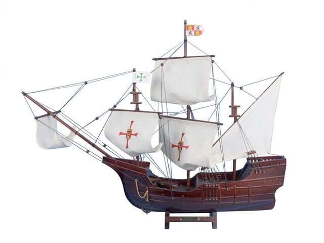 Wooden Santa Maria Limited Tall Model Ship 30