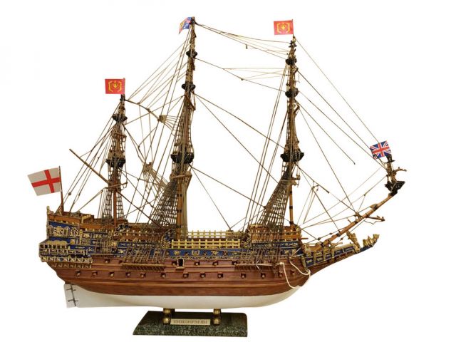 Wooden Sovereign of the Seas Limited Tall Model Ship 39 - Without Sails