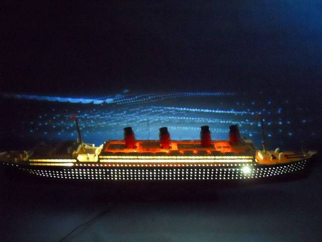 RMS Mauretania Limited 50 w- LED Lights Model Cruise Ship