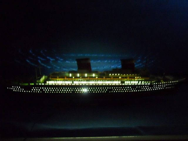 SS United States Limited 50 w- LED Lights Model Cruise Ship